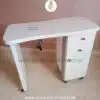 table de manucure